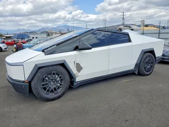 2024 Tesla Cybertruck 7G2CEHED9RA052972