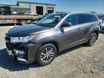 2018 Toyota Highlander 5TDJZRFH5JS827051 Lot 50320856