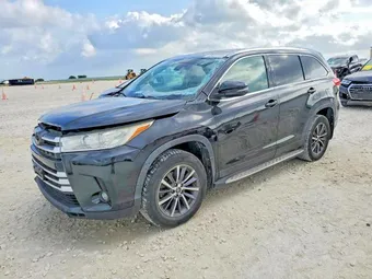 2019 Toyota Highlander 5TDKZRFH8KS572739 Lot 50427316