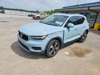 2019 Volvo XC40 YV4162XZ7K2011200