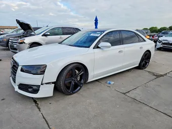 2017 Audi A8 WAU43AFD3HN016133