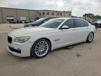 2015 BMW 7 Series WBAYE8C5XFD781571