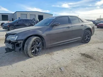 2021 Chrysler 300 2C3CCAAG4MH680125