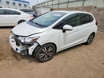 2017 Honda Fit JHMGK5H78HS022379