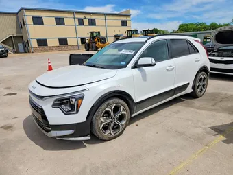 2023 Kia Niro / Niro PHEV KNDCR3LE8P5057152