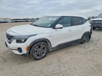 2021 Kia Seltos KNDEPCAA1M7097541