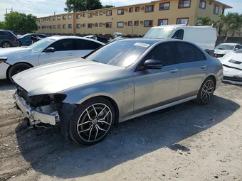 2021 Mercedes-Benz E-Class W1KZF8DB9MA910672
