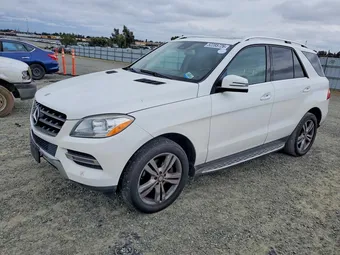 2015 Mercedes-Benz M-Class 4JGDA5HB5FA605311
