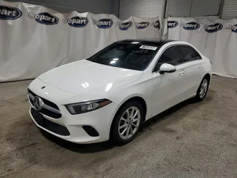 2019 Mercedes-Benz A-Class WDD3G4EB7KW026501