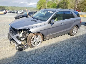 2015 Mercedes-Benz M-Class 4JGDA5JB5FA532015