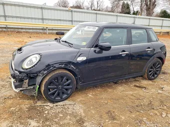 2020 Mini 5-Door WMWXU9C01L2L59897