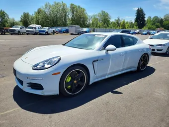 2016 Porsche Panamera WP0AD2A75GL041314