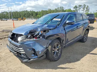 2018 Toyota Highlander 5TDZZRFH0JS281942 Lot 49591906