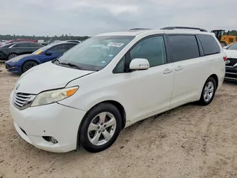 2017 Toyota Sienna 5TDYZ3DC5HS870415 Lot 52568246