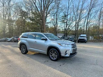 2018 Toyota Highlander 5TDJZRFH7JS884576 Lot 52434186