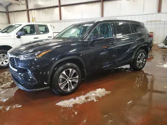 2022 Toyota Highlander 5TDHZRBH3NS203517 Lot 75059645