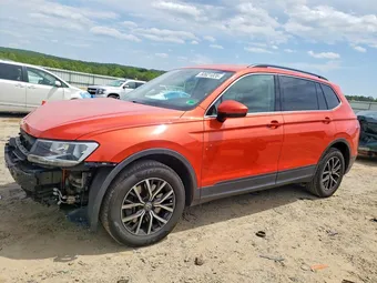 2019 Volkswagen Tiguan 3VV2B7AXXKM117335 Lot 50621026