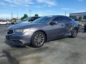 2018 Acura TLX 19UUB1F57JA000384