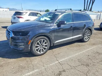 2019 Audi Q7 WA1LAAF71KD047189