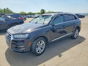 2017 Audi Q7 WA1LAAF79HD035364