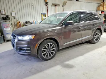 2017 Audi Q7 WA1LAAF72HD058663