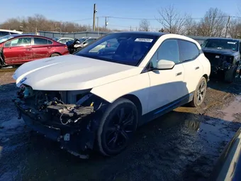 2023 BMW iX WB523CF0XPCM04548
