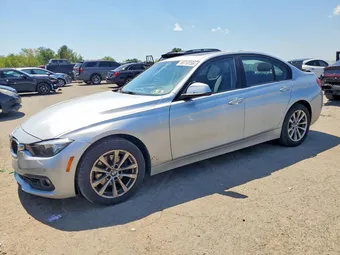 2017 BMW 3 Series WBA8E5G34HNU44687 Lot 50710156