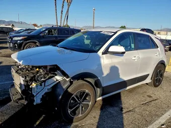 2025 Kia Niro KNDCP3LE3S5234740 Lot 96225825