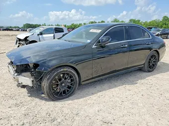2020 Mercedes-Benz E-Class WDDZF8DB1LA701019