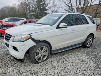 2015 Mercedes-Benz M-Class 4JGDA5HB6FA585375