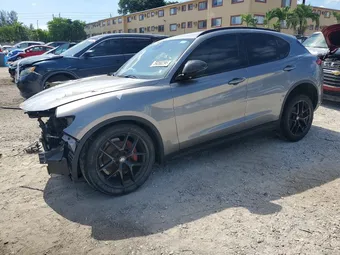 2020 Alfa Romeo ZASPAJAN6L7C75483