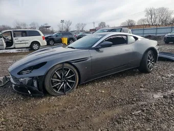 2017 Aston Martin SCFRMFAV4HGL01304