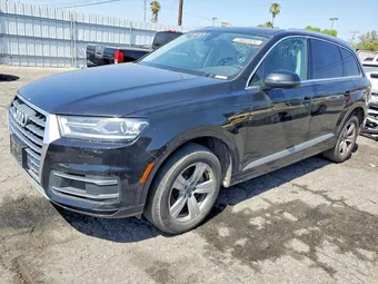 2019 Audi Q7 WA1AHAF7XKD020639