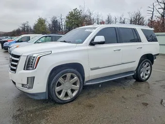 2018 Cadillac Escalade 1GYS4BKJ7JR392318