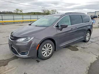 2017 Chrysler Pacifica 2C4RC1BG0HR500997 Lot 47955006