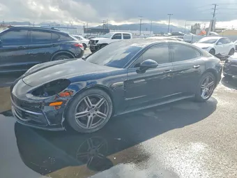 2018 Porsche Panamera WP0AA2A74JL101826