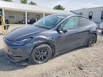 2024 Tesla Model Y 7SAYGDED1RA311050 Lot 46346936