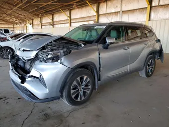 2021 Toyota Highlander 5TDHZRBHXMS553385 Lot 49822256