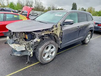2019 Toyota Highlander 5TDDZRFH7KS961915 Lot 49922036