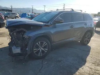 2018 Toyota Highlander 5TDZZRFH4JS271186 Lot 92758365