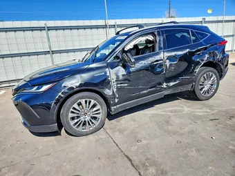 2021 Toyota Venza JTEAAAAH9MJ068157