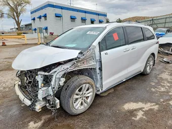 2024 Toyota Sienna Hybrid 5TDZSKFC6RS142801 Lot 48176706