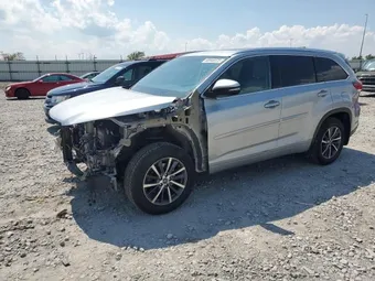2018 Toyota Highlander 5TDJZRFH9JS846752 Lot 68946375
