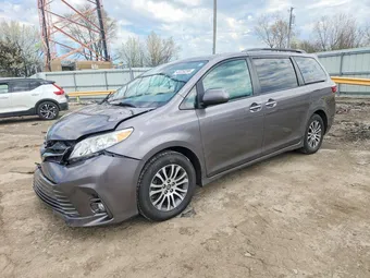 2018 Toyota Sienna 5TDYZ3DC1JS947027 Lot 49259296