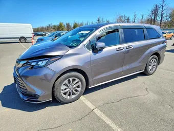 2024 Toyota Sienna Hybrid 5TDKSKFC7RS128794 Lot 51382726