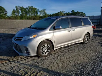 2018 Toyota Sienna 5TDYZ3DC7JS952636 Lot 49445256