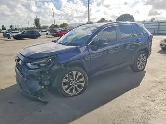2022 Toyota RAV4 2T3C1RFV0NW236782 Lot 41813736