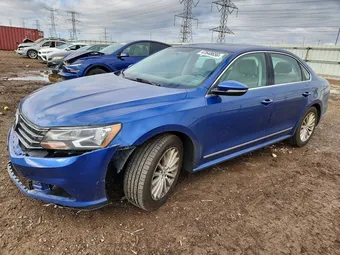 2017 Volkswagen Passat 1VWBT7A38HC066935