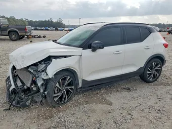2021 Volvo XC40 YV4162UM0M2613299