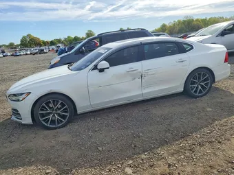 2018 Volvo S90 LVY982MK1JP025918